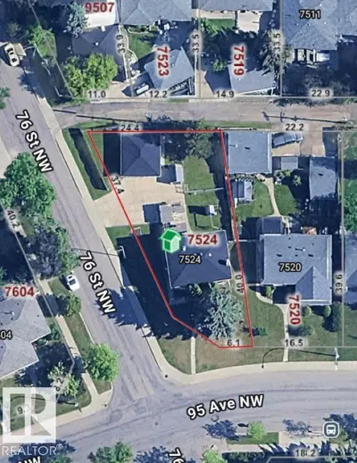 Interior photo 3 of 7524 95 AV NW