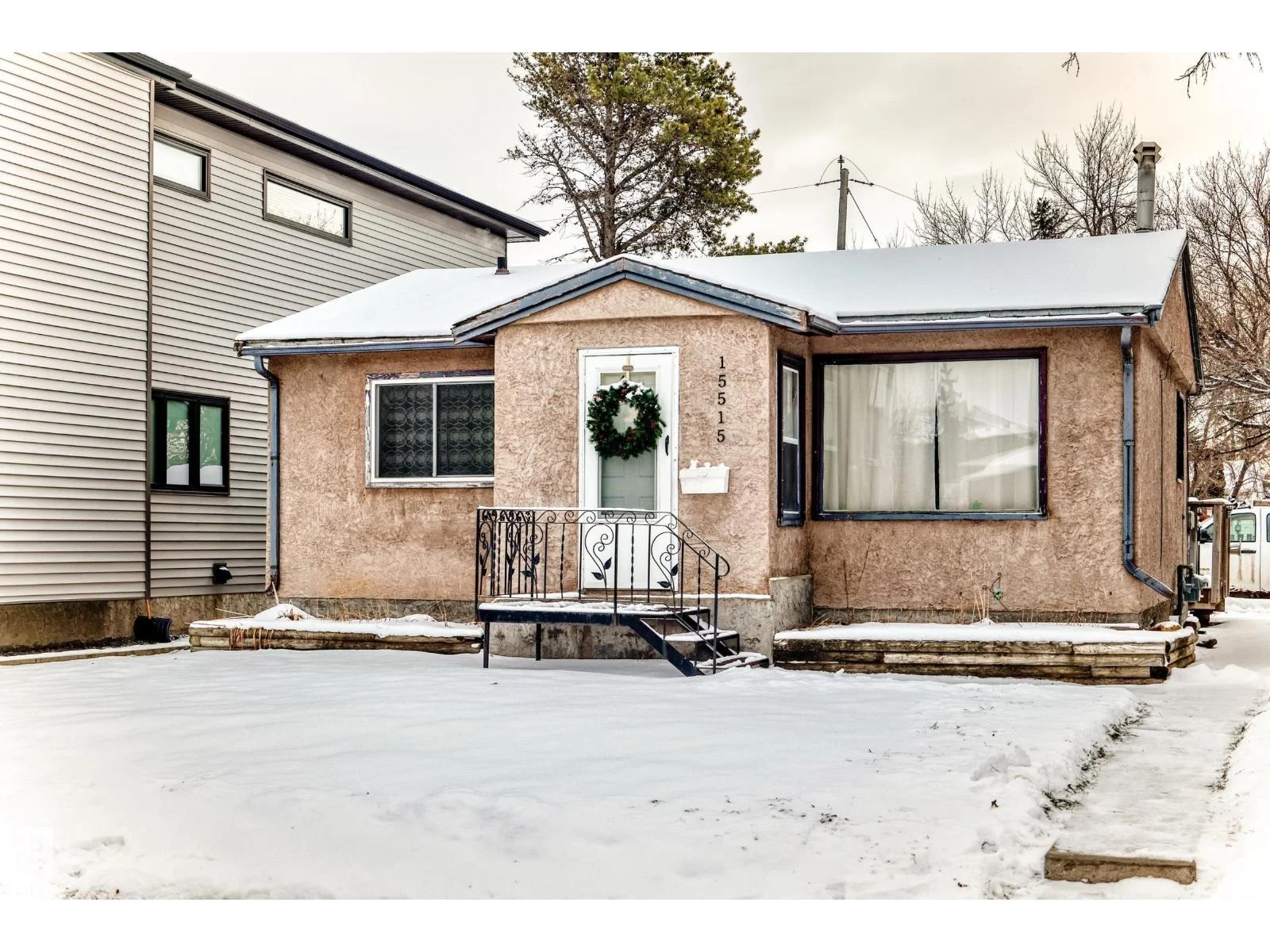 15515 92A AV NW, Edmonton - 1 bedroom Detached Single Family for sale
