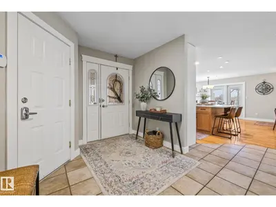 Interior photo 4 of 2 DISCOVERY AV