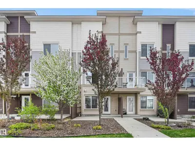 Interior photo 1 of #30 804 WELSH DR SW