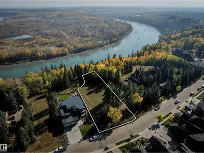 Interior photo 4 of 4813 DONSDALE DR NW