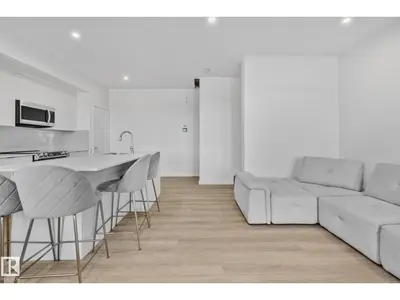 Interior photo 4 of #84 5 RONDEAU DR