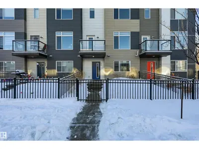 Interior photo 1 of #54 804 WELSH DR SW