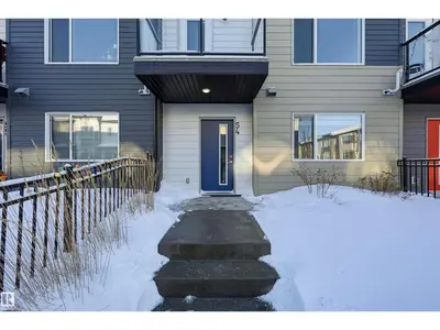 Interior photo 3 of #54 804 WELSH DR SW