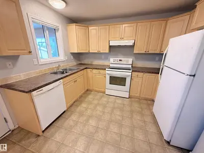 Interior photo 2 of 5002 52 AV