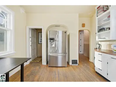 Interior photo 4 of 11515 101 ST NW