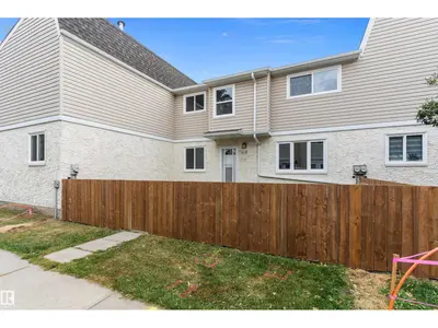 Interior photo 1 of 12H Clareview Village NW