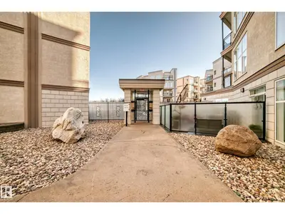 Interior photo 4 of #152 4827 104A ST NW