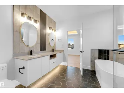 Interior photo 4 of 150 CREEKSIDE LN