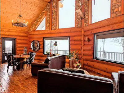 Interior photo 4 of 9 Upper CR