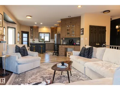 Interior photo 4 of 1509 14 AV