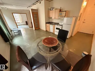 Interior photo 3 of #505 10024 JASPER AV NW