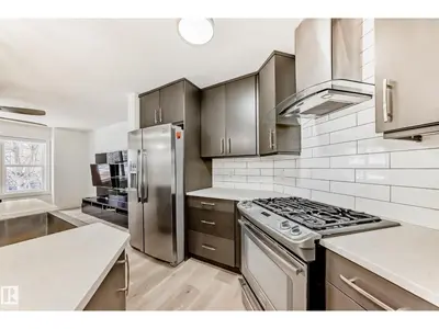 Interior photo 3 of 2123 32 ST NW