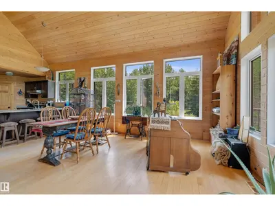 Interior photo 3 of 53309 A 65 Range RD