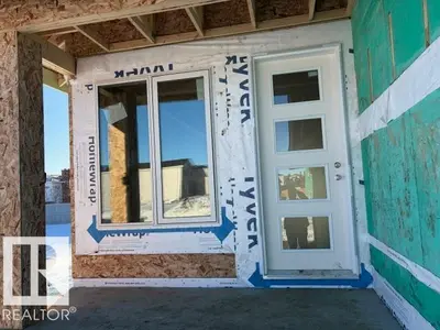 Interior photo 4 of 39 ELSINORE PL NW