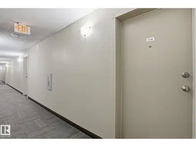 Interior photo 4 of #318 530 WATT BV SW