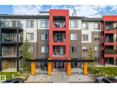 Interior photo 1 of #112 340 WINDERMERE RD NW