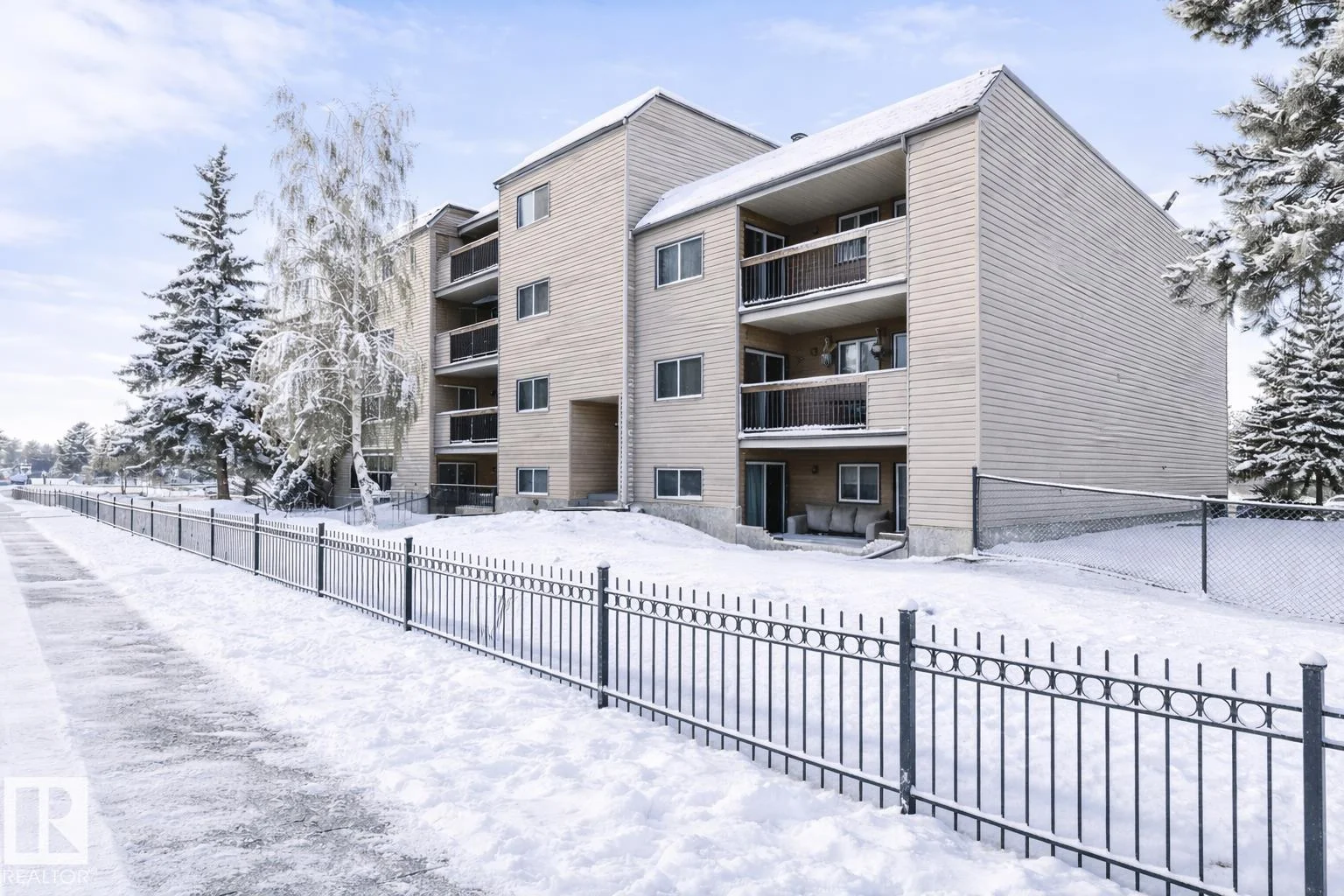 #202 2904 139 AV NW, Edmonton - 2 bedroom Apartment for sale