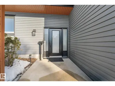 Interior photo 4 of 9945 82 ST