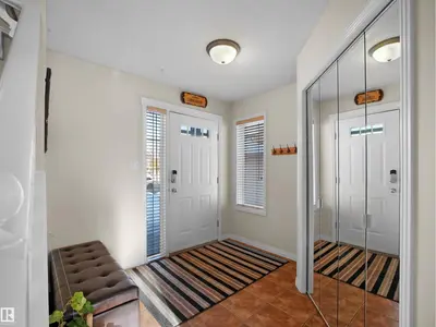 Interior photo 2 of 161 EASTON RD SW