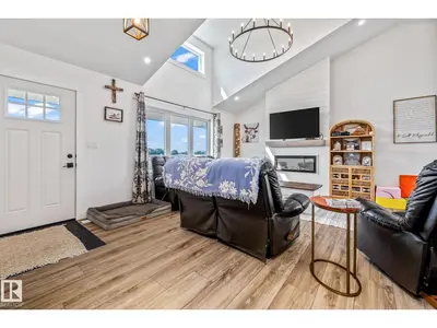 Interior photo 1 of 59351 Range Road 155