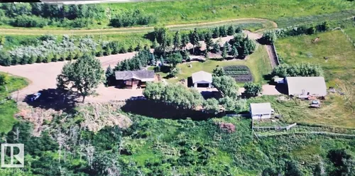 15241 HWY 652, Rural Smoky Lake County - $899,000