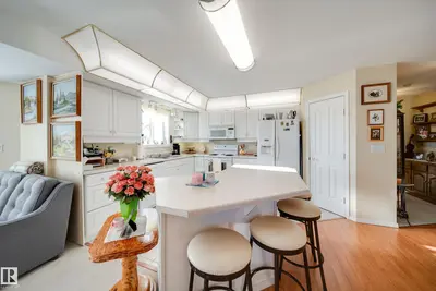 Interior photo 4 of #411 6703 172 ST NW