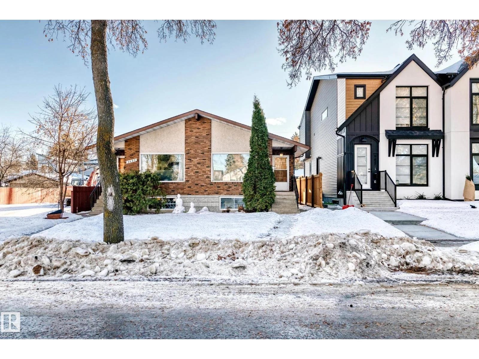 9623/9625 73 AV NW NW, Edmonton - 6 bedroom Duplex for sale