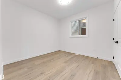 Interior photo 2 of 17 AXELWOOD CR