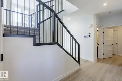 Interior photo 1 of 47 Renwyck PL