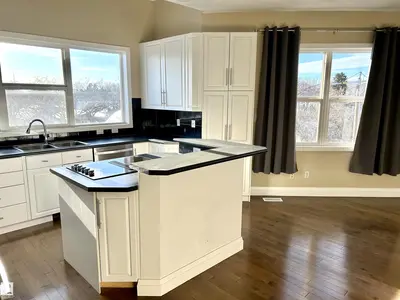 Interior photo 3 of #213 10939 82 AV NW