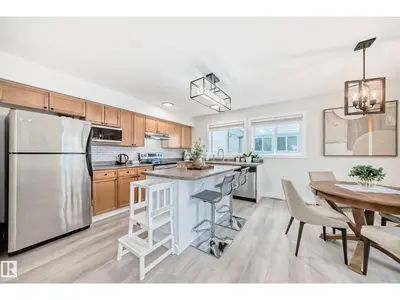 Interior photo 4 of #47 12050 17 AV SW SW