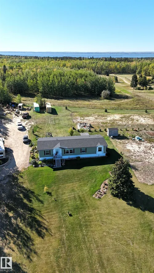 201 Glenhaven CR, Rural Wetaskiwin County - $499,000