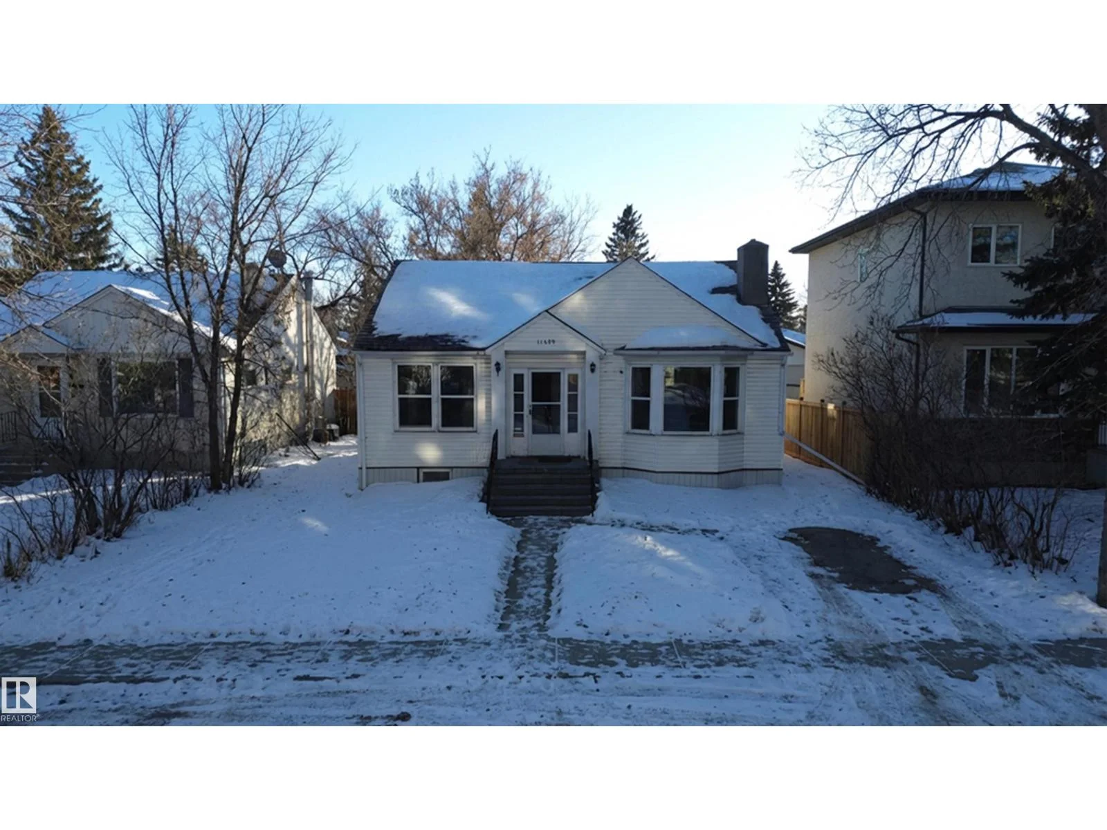 11439 80 AV NW, Edmonton - 5 bedroom Detached Single Family for sale
