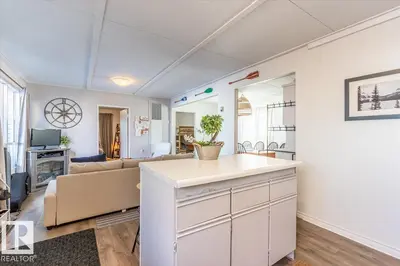 Interior photo 2 of 125 Poplar Bay Dr