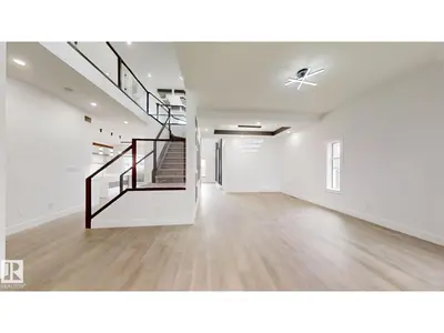 Interior photo 2 of 1707 18 ST NW