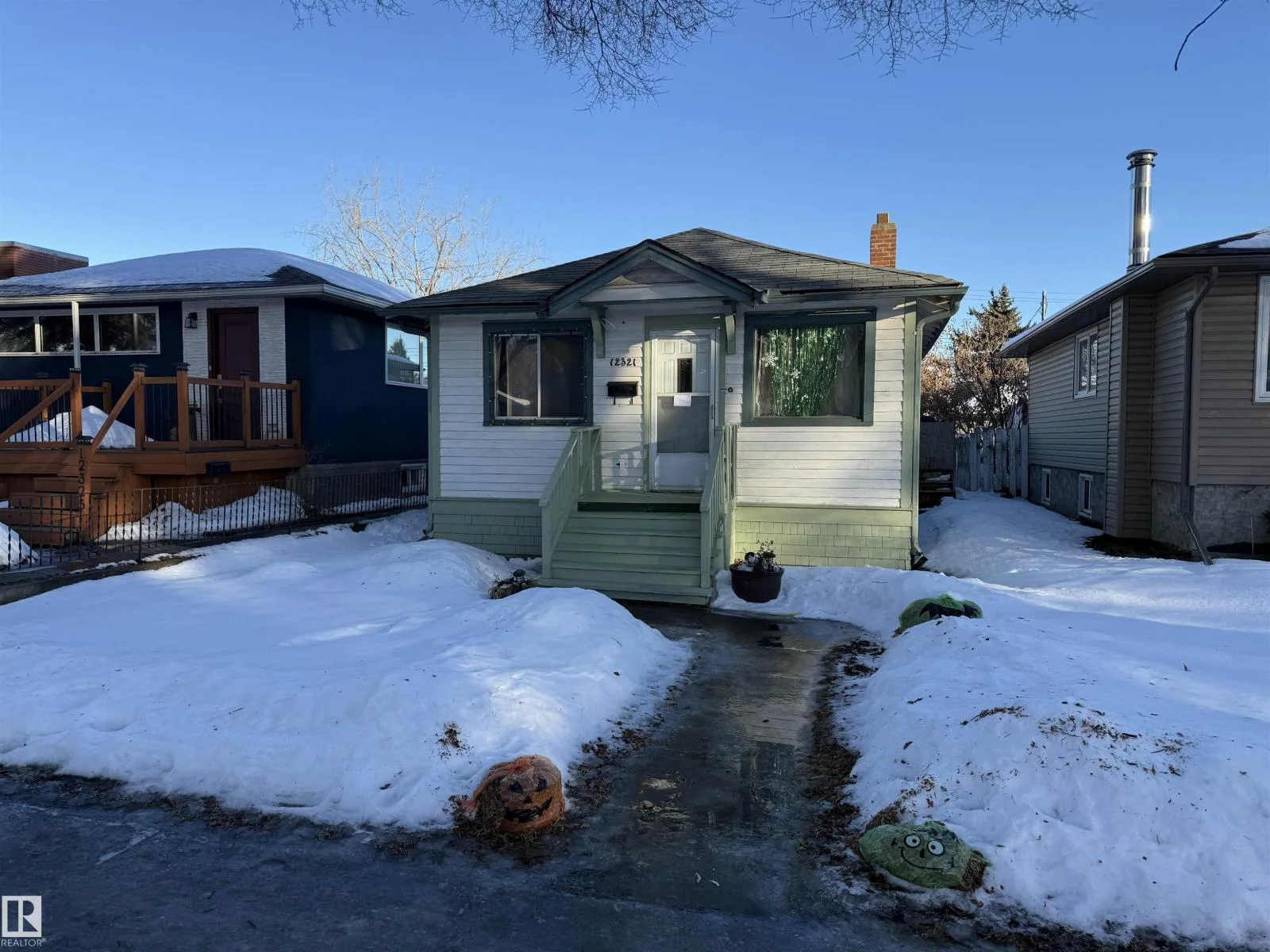 12321 89 ST NW, Edmonton - 1 bedroom Detached Single Family for sale
