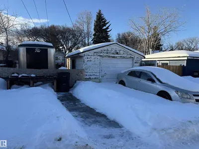 Interior photo 2 of 12321 89 ST NW