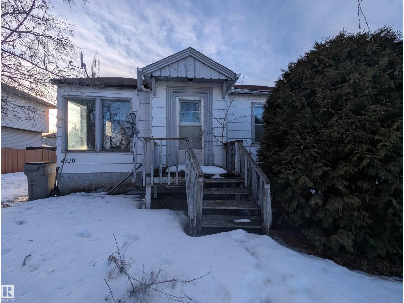 4720 52 ST, Calmar - 2 bedroom Detached Single Family for sale