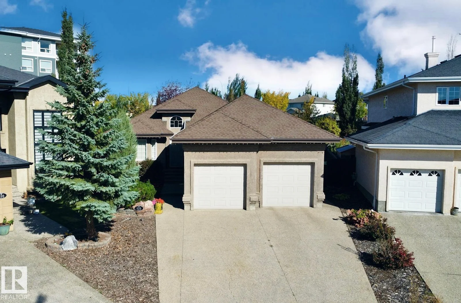 928 THOMPSON PL NW, Edmonton - 3 bedroom Detached Single Family for sale