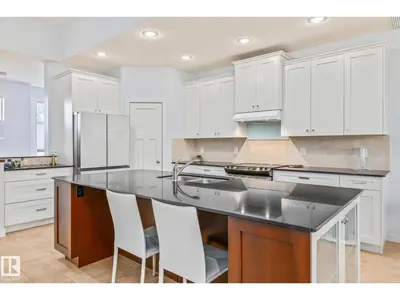 Interior photo 2 of 542 Ridgeland Way