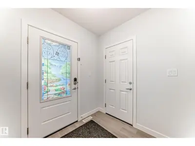 Interior photo 2 of 2282 Chokecherry CL SW