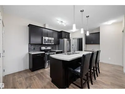 Interior photo 4 of #214 1004 ROSENTHAL BV NW