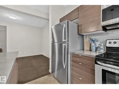 Interior photo 1 of #11 3710 ALLAN DR SW