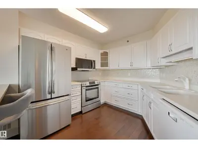 Interior photo 2 of #1003 12319 JASPER AV NW