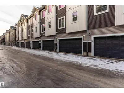 Interior photo 4 of #73 230 EDGEMONT RD NW