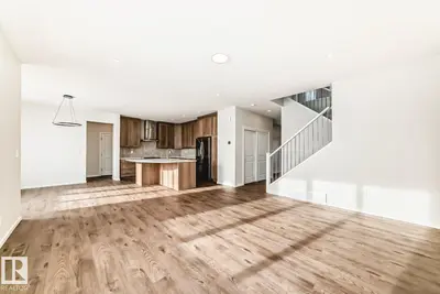 Interior photo 2 of 1027 Wolf Willow WY