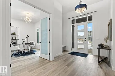 Interior photo 3 of 4832 KNIGHT CR SW