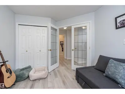 Interior photo 4 of 66 BRIDGEPORT WD