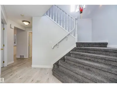 Interior photo 2 of 66 BRIDGEPORT WD